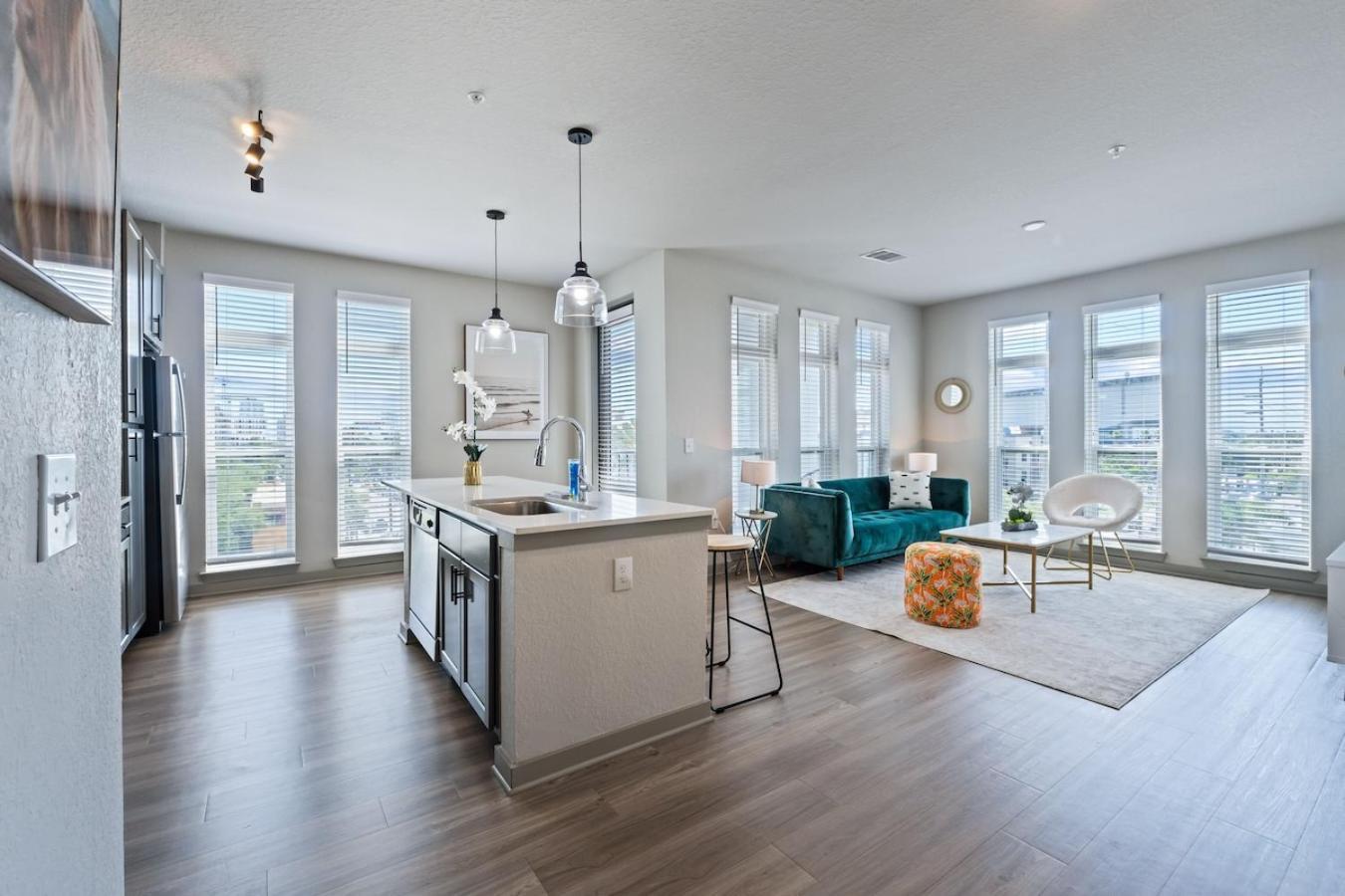 Central Avenue 2 Bed Mins From Tropicana Field Saint Petersburg Eksteriør billede