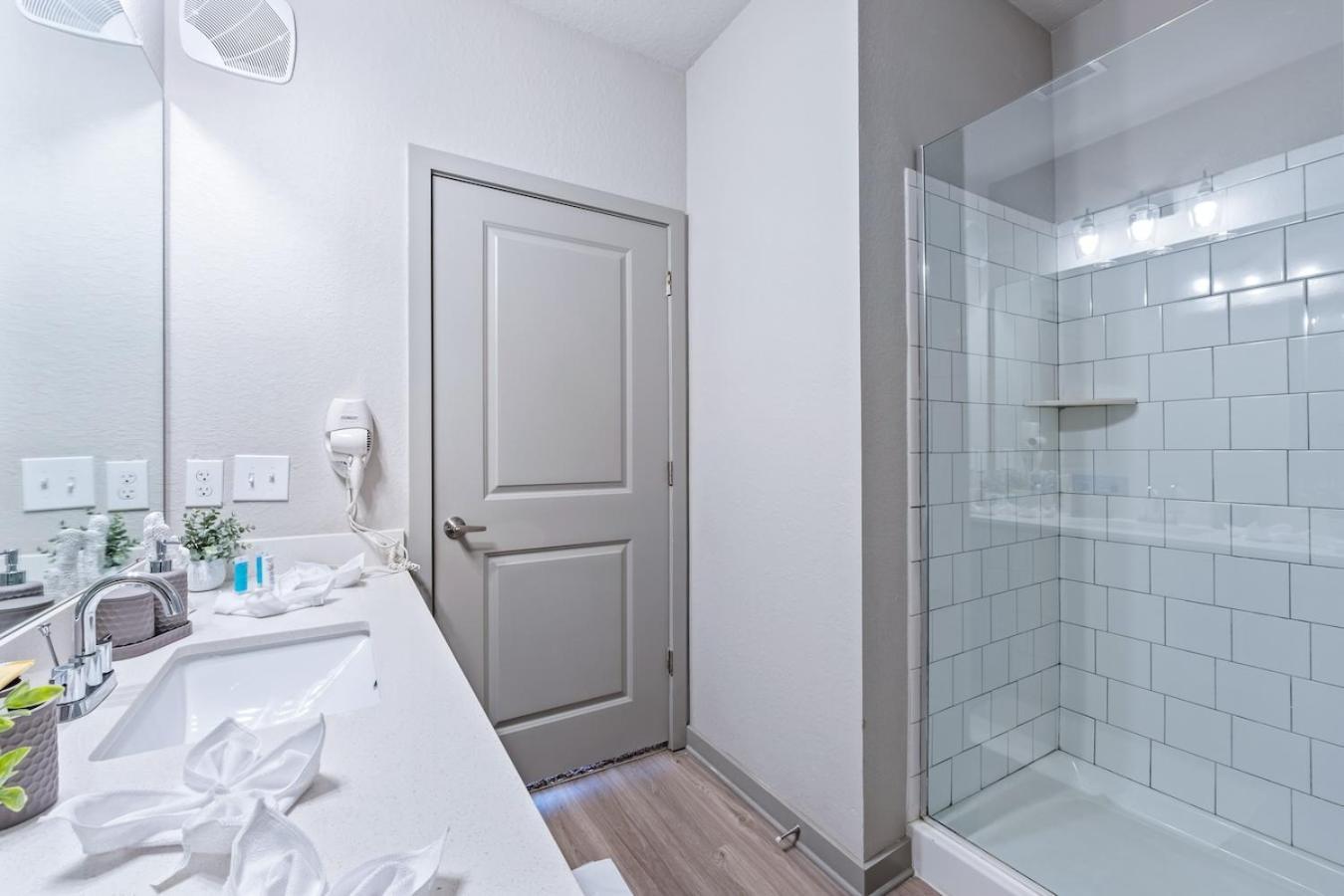 Central Avenue 2 Bed Mins From Tropicana Field Saint Petersburg Eksteriør billede